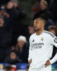 皇冠体育crown官网-西媒：姆巴佩沮丧又无力 名宿：安帅失去掌控